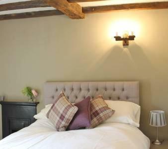 Вилла 1 High Street Abbots Bromley Экстерьер фото